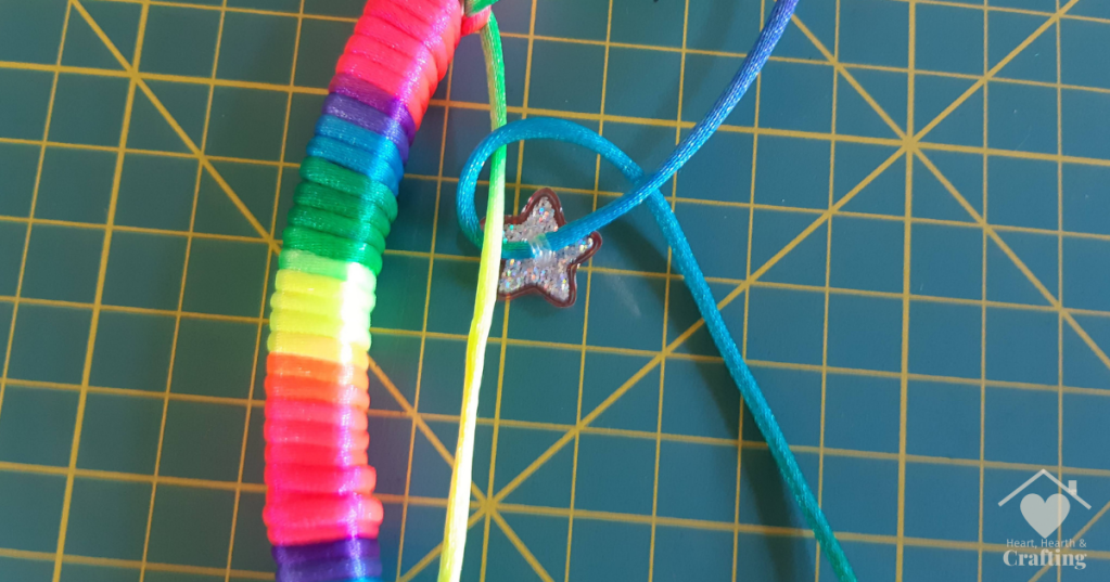 Rainbow Dreamcatcher - DIY Craft Project