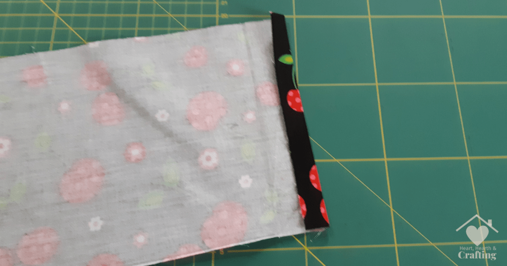 How to Sew a DIY Hair Scrunchie - Step 2