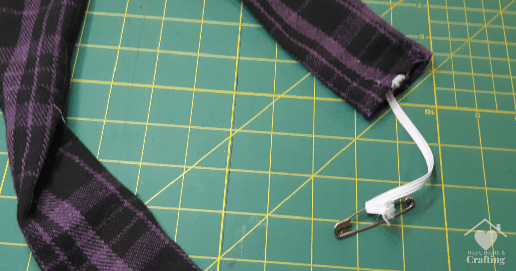 How to Sew a DIY Hair Scrunchie Step 7