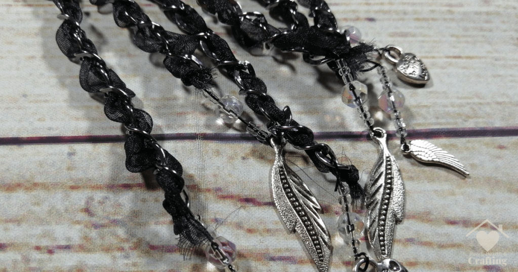 How to Make a DIY Spider Dreamcatcher for Halloween