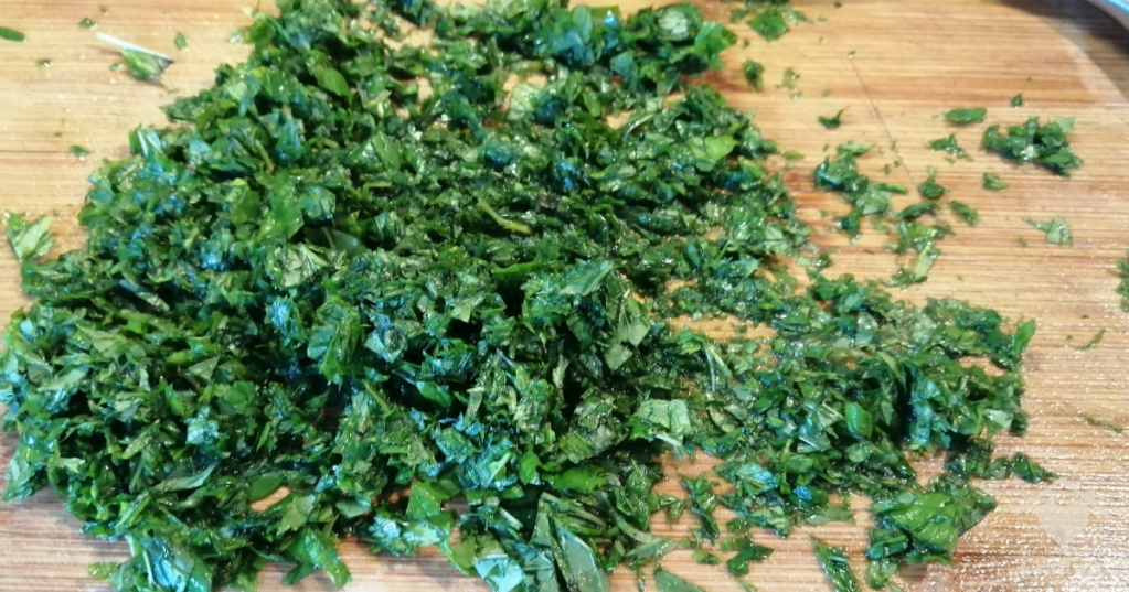 Traditional English Mint Sauce Recipe