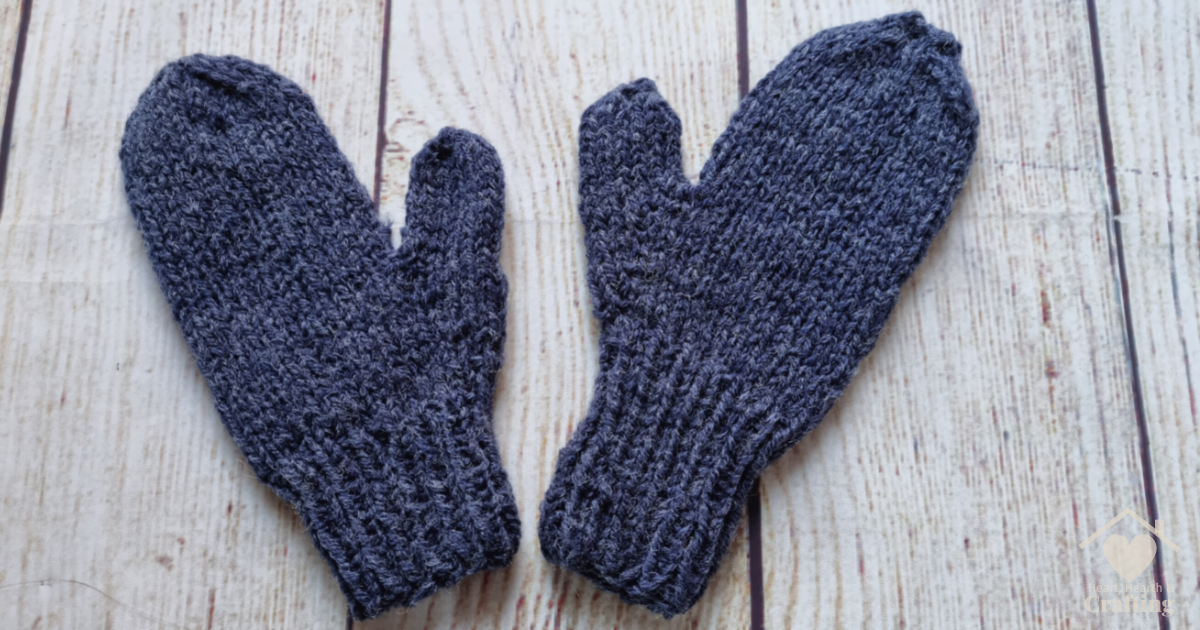 Simple Mittens Knitting Project – With Free Pattern