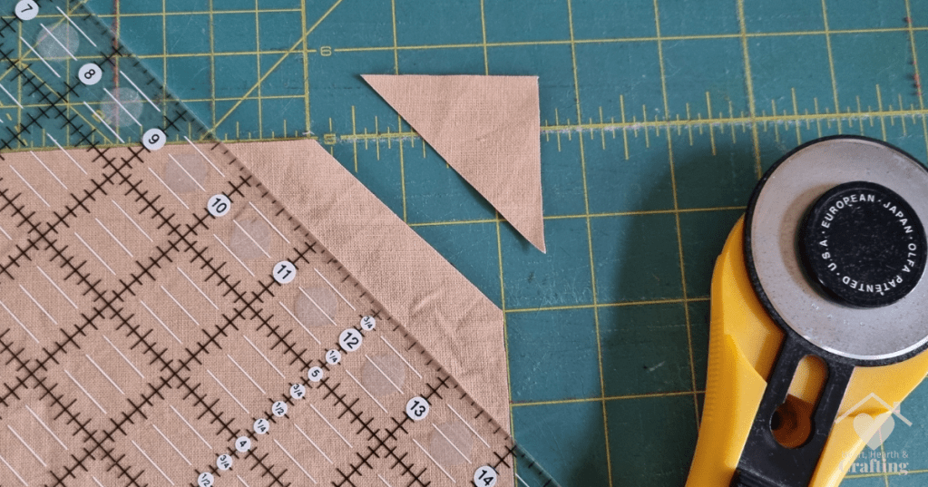 How to Sew a Baby Doll Carrier [Free Sewing Pattern]