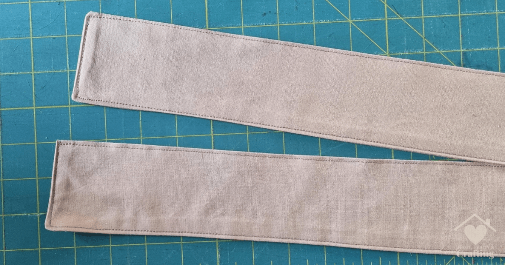 How to Sew a Baby Doll Carrier [Free Sewing Pattern]