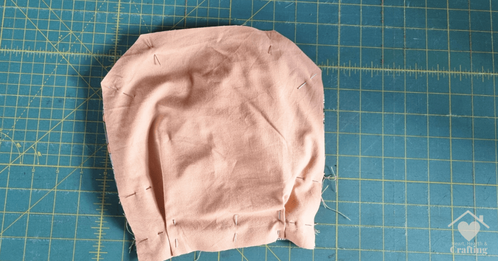 How to Sew a Baby Doll Carrier [Free Sewing Pattern]