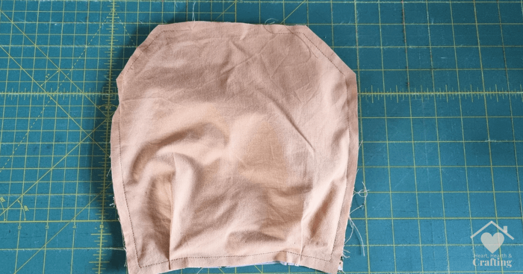 How to Sew a Baby Doll Carrier [Free Sewing Pattern]