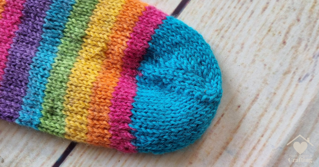 Rainbow Ladies Socks - Free Knitting Pattern