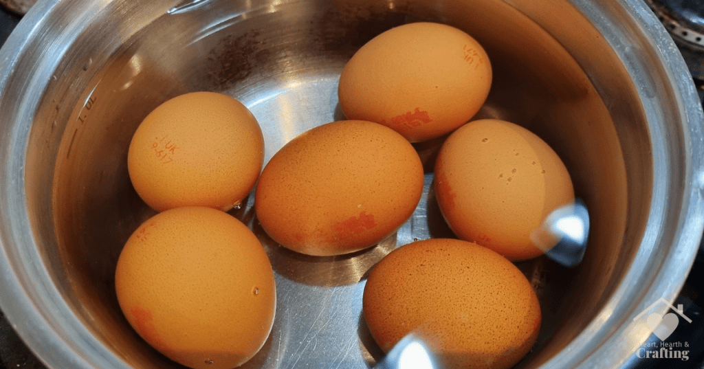 How to Make Perfect Jacket Potatoes with Egg Filling